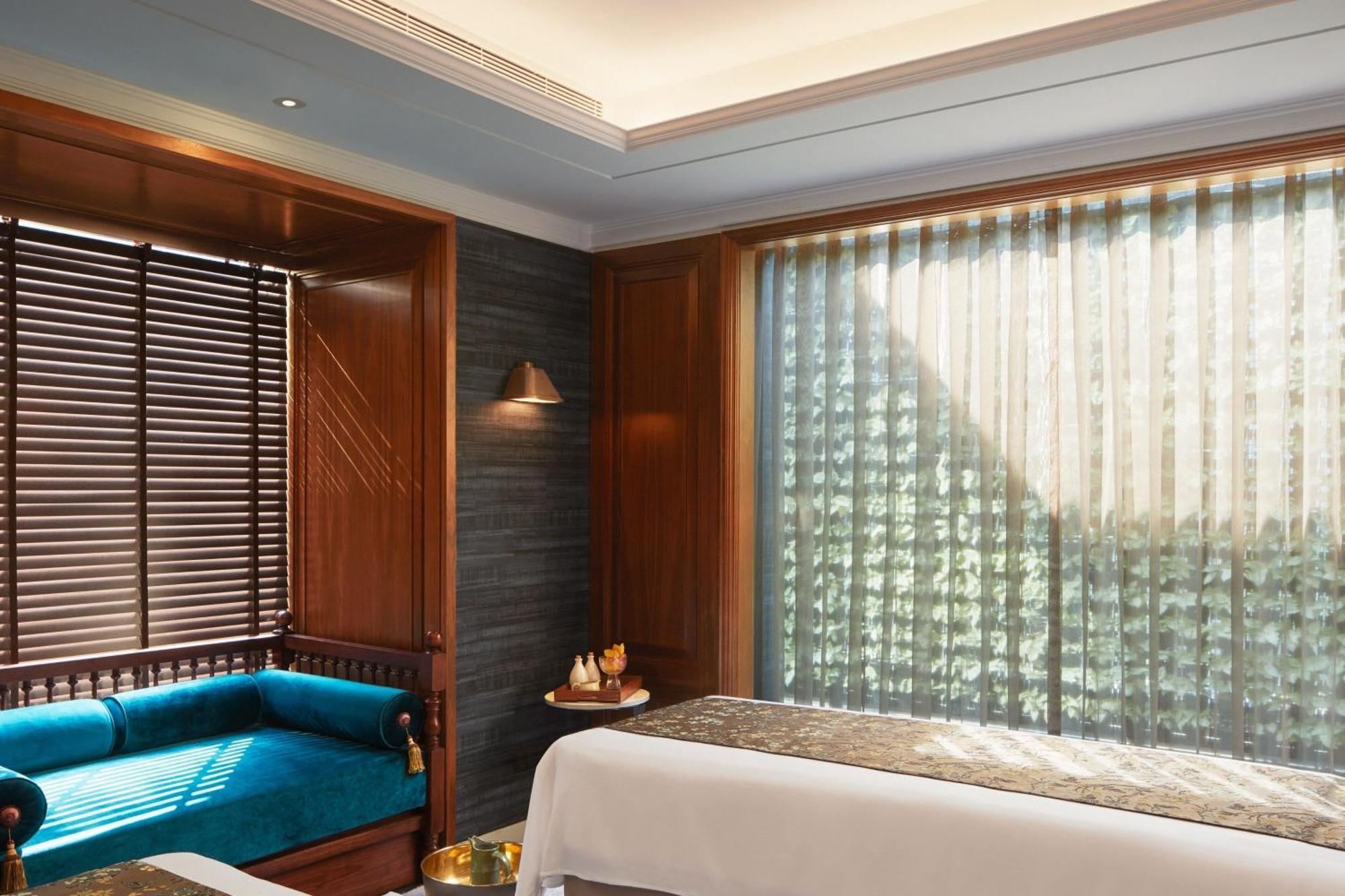The Ritz-Carlton, Pune Zewnętrze zdjęcie