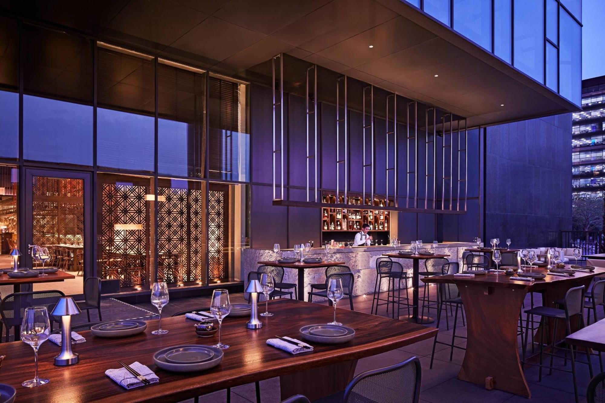 The Ritz-Carlton, Pune Zewnętrze zdjęcie